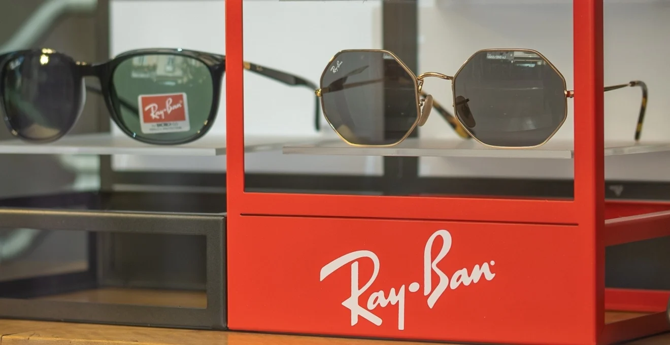 pourquoi-les-ray-ban-sont-elles-considerees-comme-des-lunettes-de-soleil-intemporelles